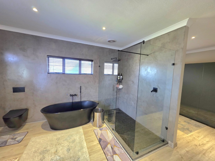 4 Bedroom Property for Sale in Panorama Free State